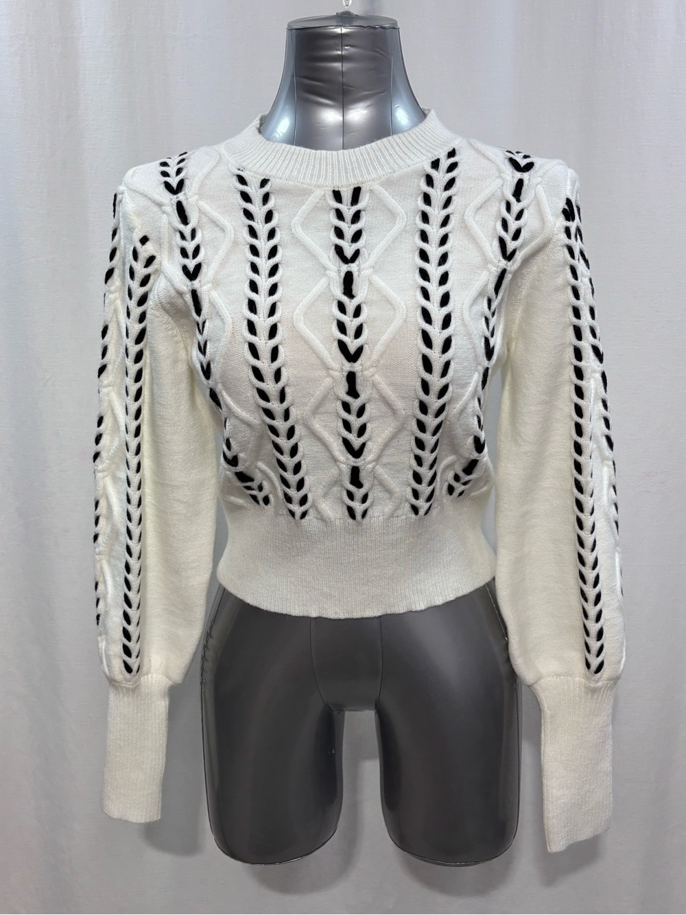 NTW COMMENSE White Contrast Binding Cinched Cable Knit Sweater Large trendy 434